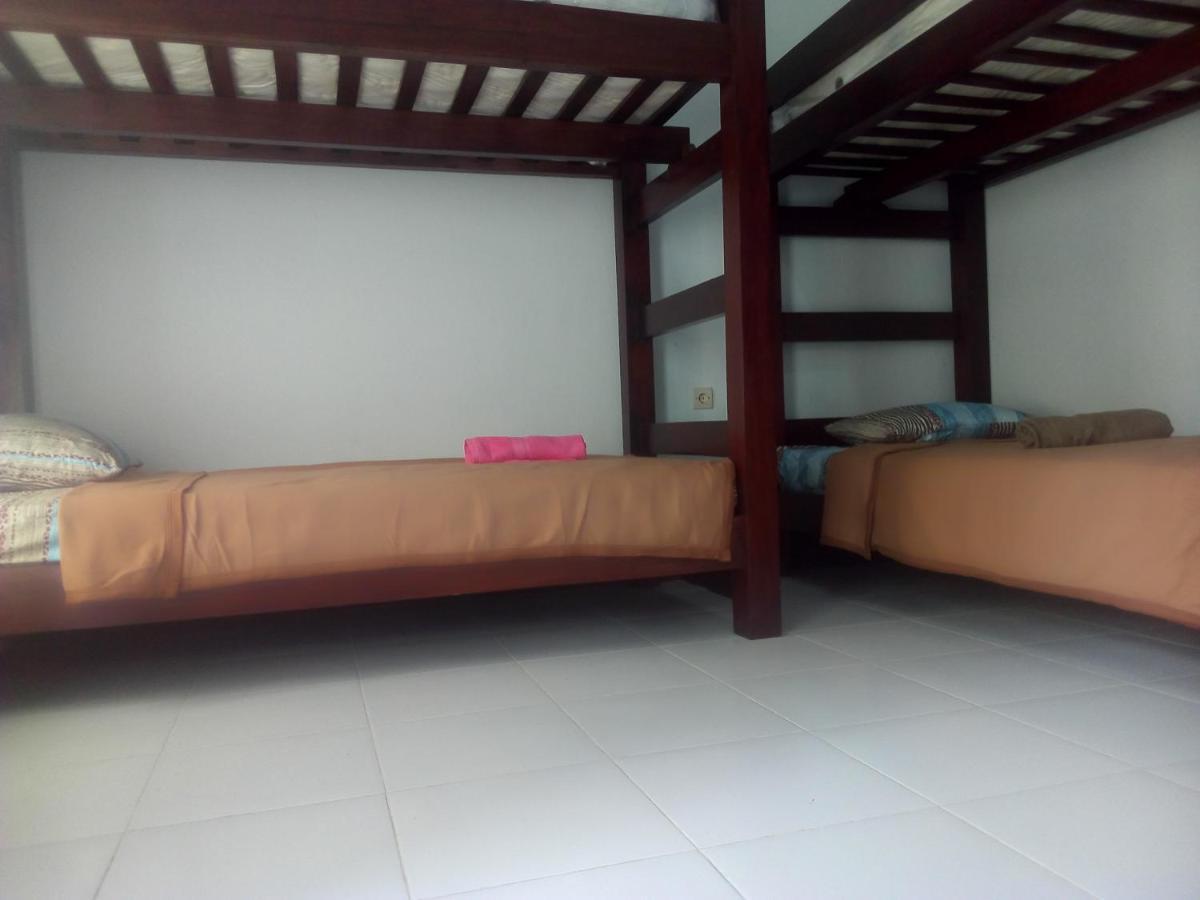 Ariata Arya Hostel Kuta  Zewnętrze zdjęcie