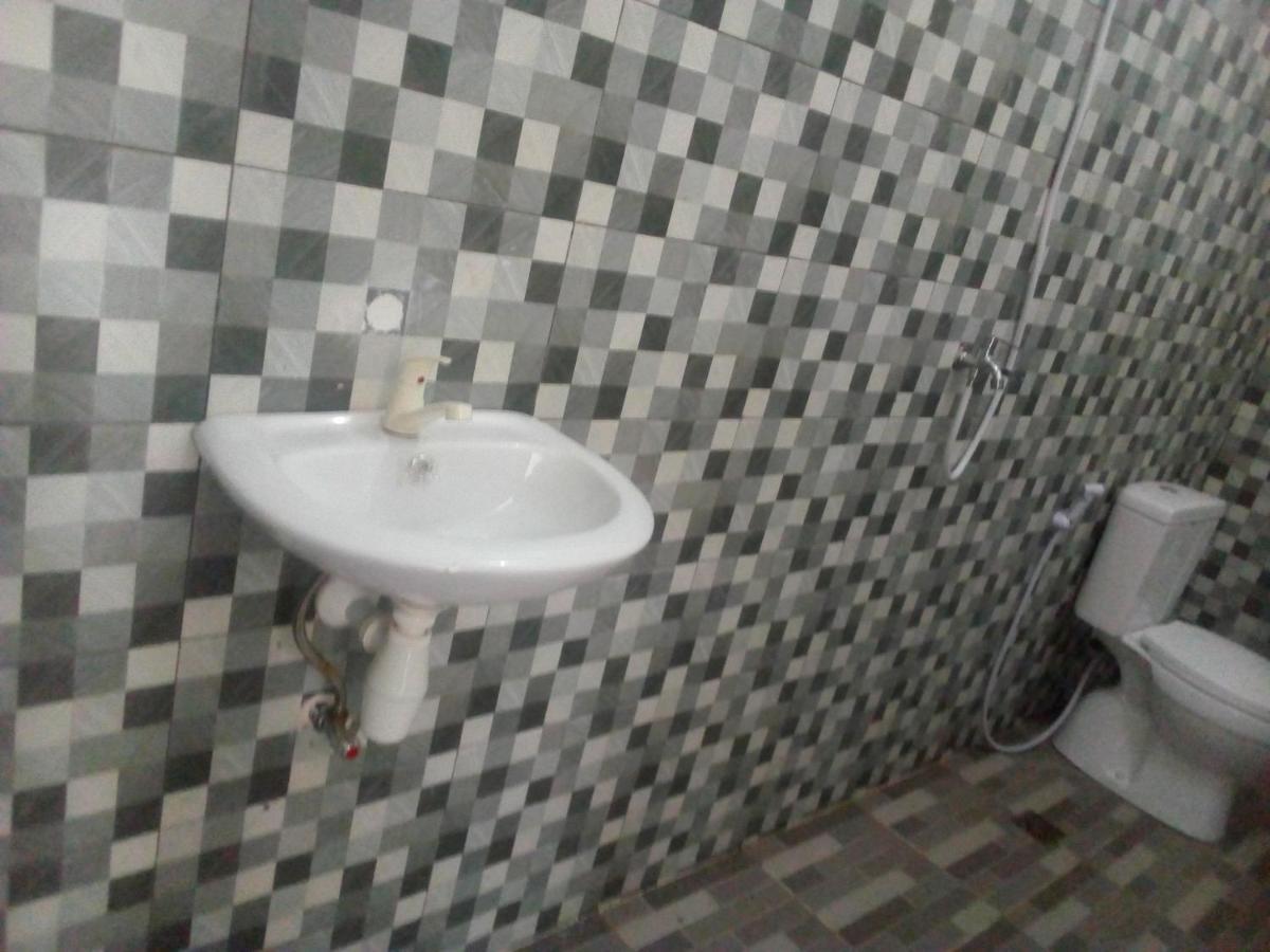 Ariata Arya Hostel Kuta  Zewnętrze zdjęcie