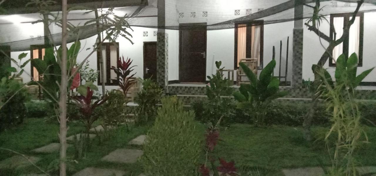 Ariata Arya Hostel Kuta  Zewnętrze zdjęcie